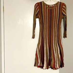 Cato long sleeve dress for women with built in lining. Size XS